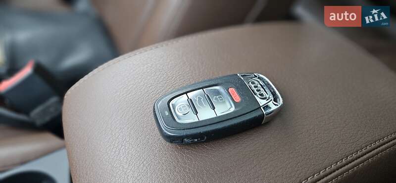 Позашляховик / Кросовер Audi Q5 2014 в Золочеві