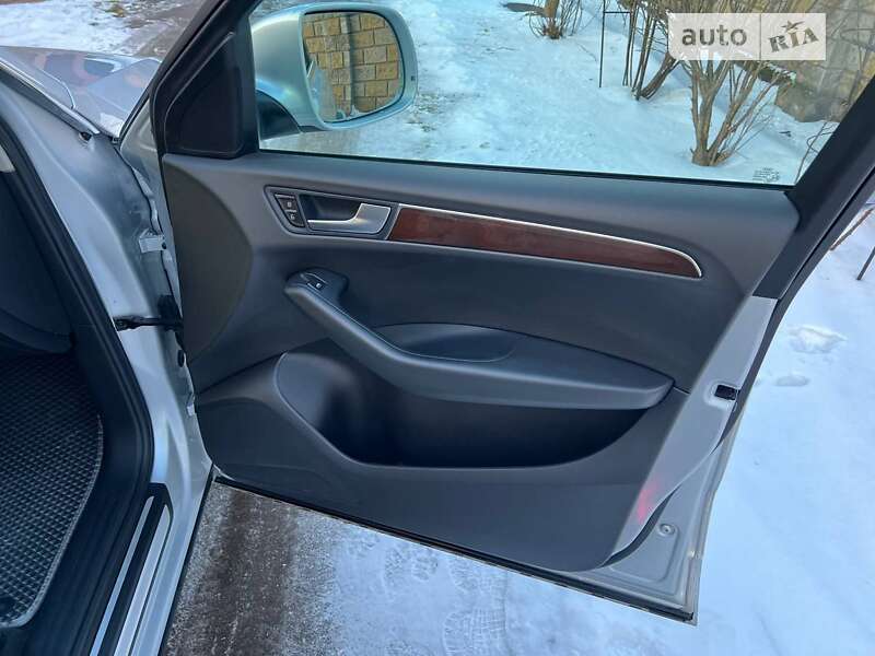 Позашляховик / Кросовер Audi Q5 2012 в Бродах