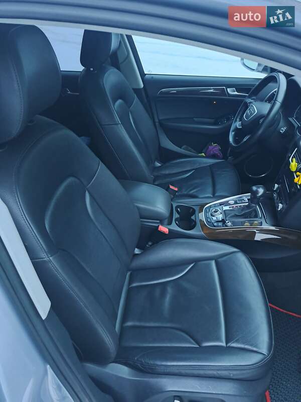 Позашляховик / Кросовер Audi Q5 2015 в Луцьку