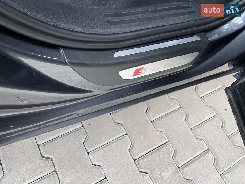 Позашляховик / Кросовер Audi Q5 2015 в Києві