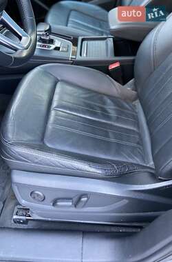 Внедорожник / Кроссовер Audi Q5 2018 в 