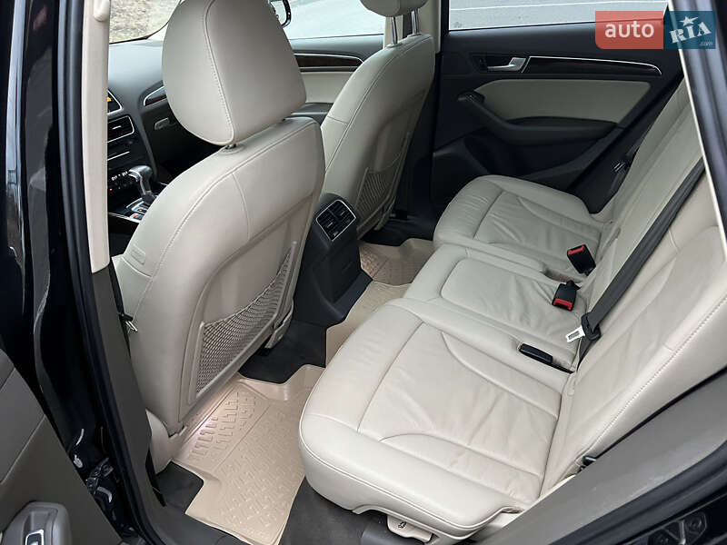 Внедорожник / Кроссовер Audi Q5 2014 в Киеве