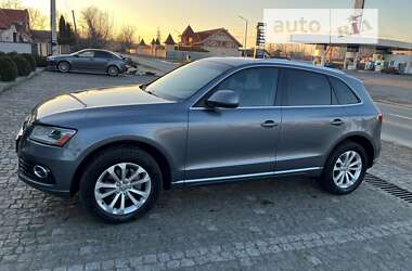 Внедорожник / Кроссовер Audi Q5 2014 в Ужгороде