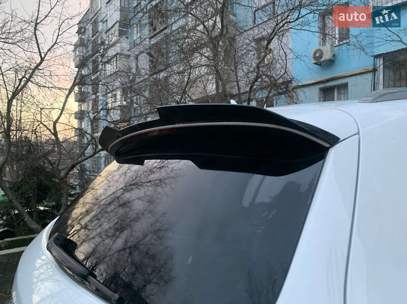Позашляховик / Кросовер Audi Q5 2016 в Дніпрі