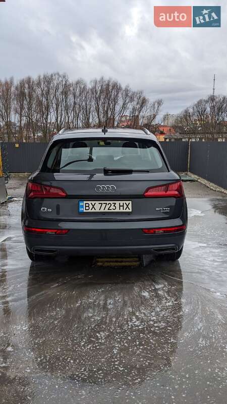 Внедорожник / Кроссовер Audi Q5 2019 в Хмельницком