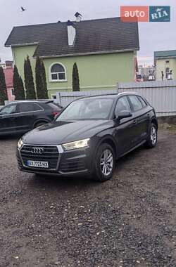 Внедорожник / Кроссовер Audi Q5 2019 в 