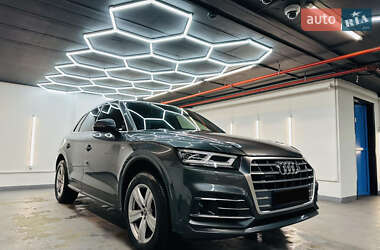 Внедорожник / Кроссовер Audi Q5 2019 в Луцке