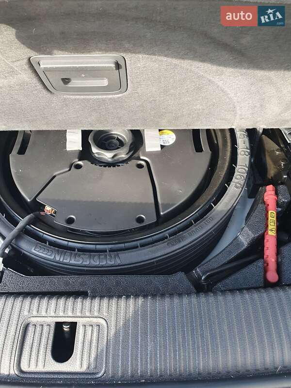 Позашляховик / Кросовер Audi Q5 2021 в Києві