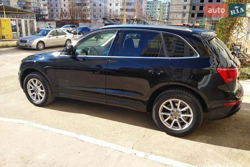 Внедорожник / Кроссовер Audi Q5 2011 в Борисполе