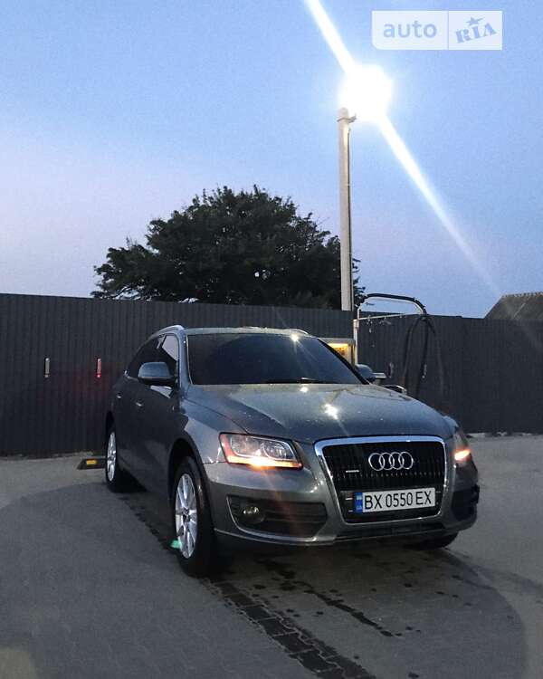 Внедорожник / Кроссовер Audi Q5 2012 в Хмельницком