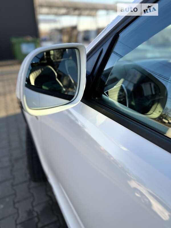 Внедорожник / Кроссовер Audi Q5 2011 в Черновцах