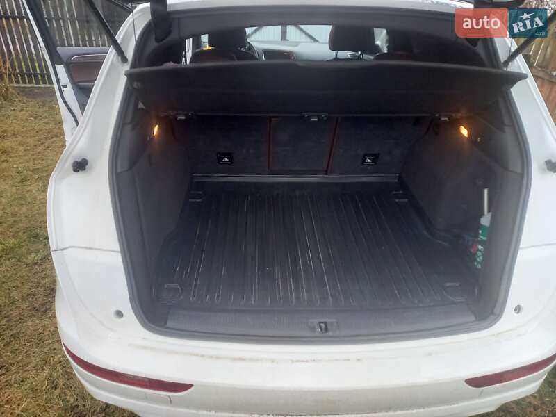 Внедорожник / Кроссовер Audi Q5 2015 в Львове