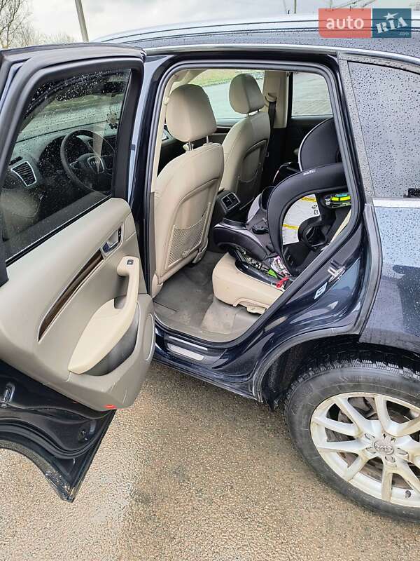Внедорожник / Кроссовер Audi Q5 2011 в Львове
