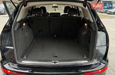 Внедорожник / Кроссовер Audi Q5 2015 в 