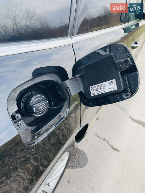 Позашляховик / Кросовер Audi Q5 2015 в Львові