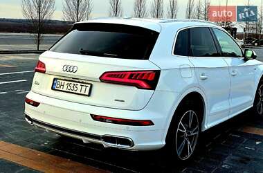 Внедорожник / Кроссовер Audi Q5 2019 в 