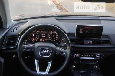 Внедорожник / Кроссовер Audi Q5 2019 в 