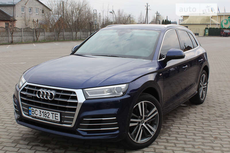 Позашляховик / Кросовер Audi Q5 2017 в Львові