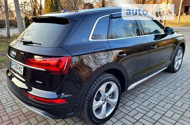 Позашляховик / Кросовер Audi Q5 2020 в Запоріжжі