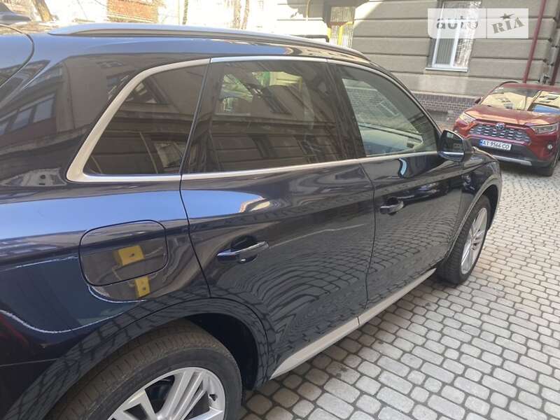 Внедорожник / Кроссовер Audi Q5 2018 в Ивано-Франковске