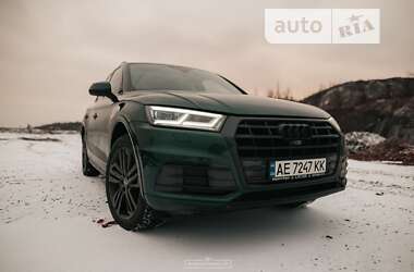 Внедорожник / Кроссовер Audi Q5 2017 в Кривом Роге