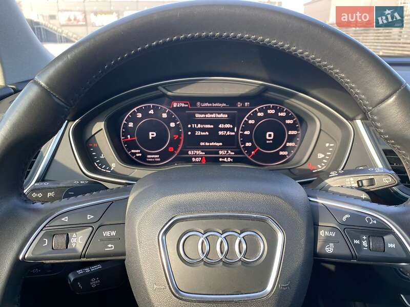 Внедорожник / Кроссовер Audi Q5 2018 в Киеве