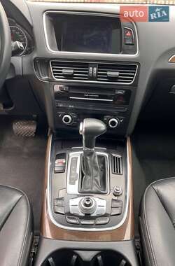 Позашляховик / Кросовер Audi Q5 2016 в Чечельнику