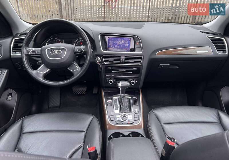 Внедорожник / Кроссовер Audi Q5 2016 в Чечельнике