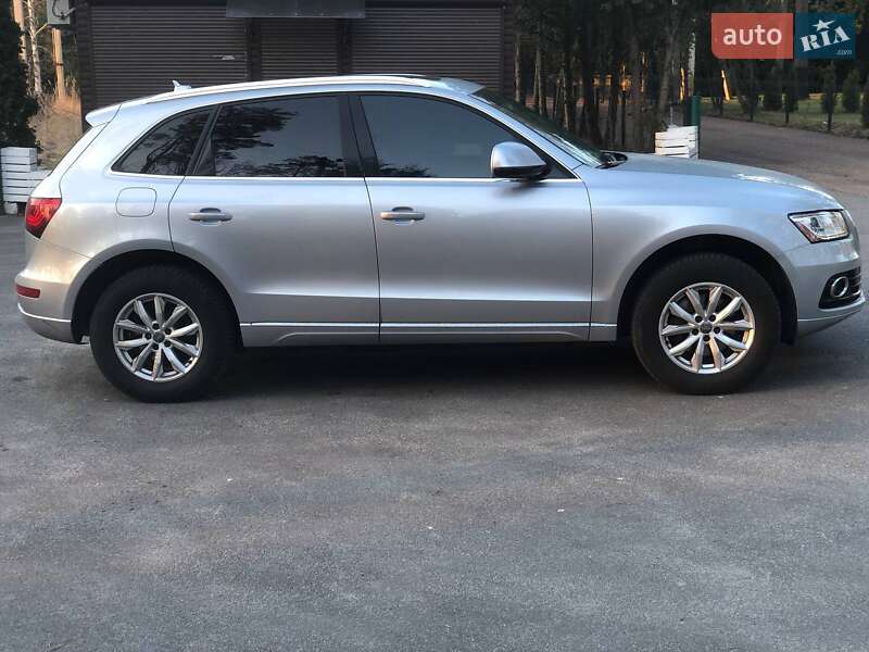Внедорожник / Кроссовер Audi Q5 2015 в Киеве