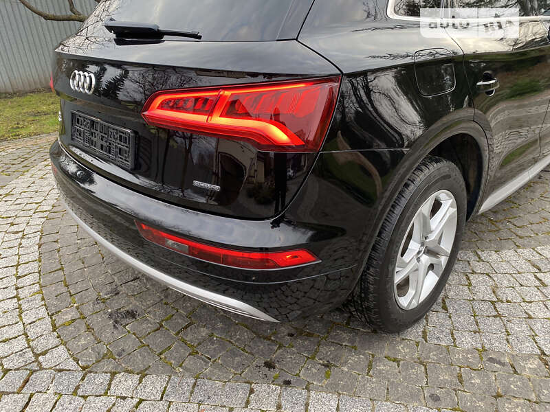Внедорожник / Кроссовер Audi Q5 2019 в Львове