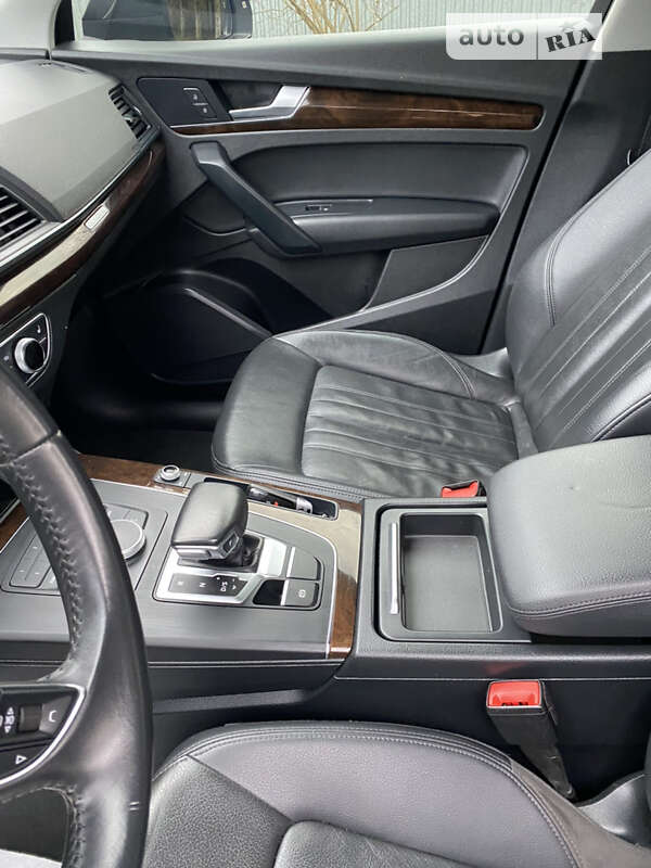 Внедорожник / Кроссовер Audi Q5 2019 в Львове