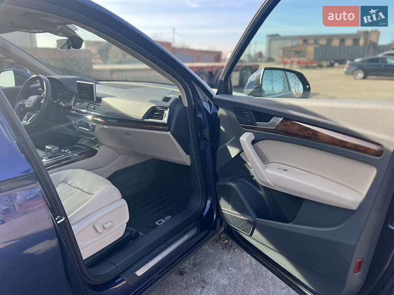 Внедорожник / Кроссовер Audi Q5 2016 в Кропивницком фото 5 Внедорожник / Кроссовер Audi Q5 2016 в Кропивницком