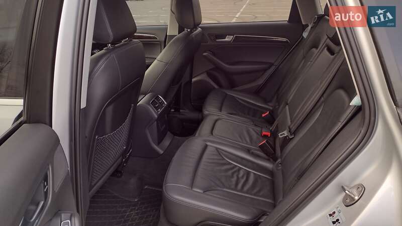 Позашляховик / Кросовер Audi Q5 2012 в Києві