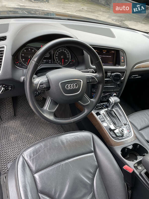 Внедорожник / Кроссовер Audi Q5 2013 в Киеве