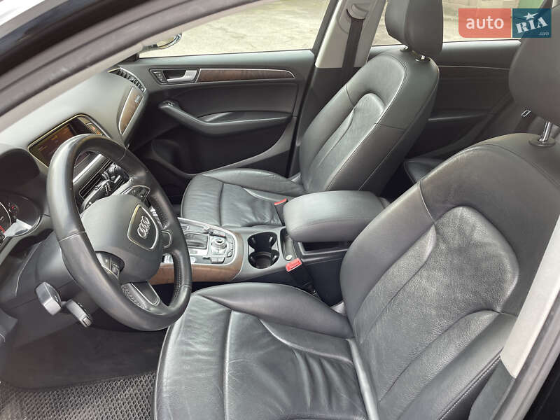 Внедорожник / Кроссовер Audi Q5 2013 в Киеве