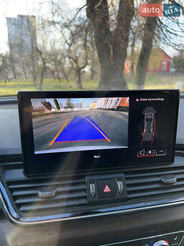 Позашляховик / Кросовер Audi Q5 2020 в Хмільнику