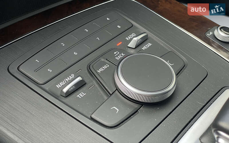 Внедорожник / Кроссовер Audi Q5 2019 в Стрые