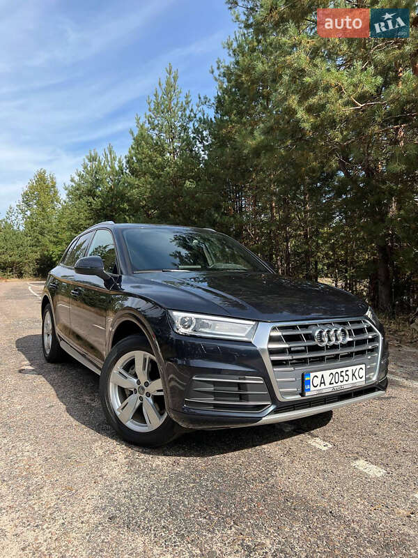 Внедорожник / Кроссовер Audi Q5 2018 в Смеле