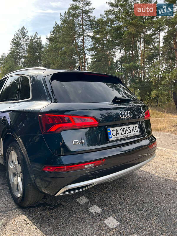 Внедорожник / Кроссовер Audi Q5 2018 в Смеле