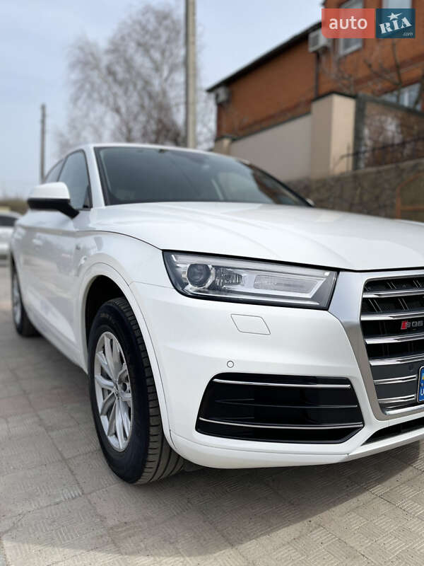 Внедорожник / Кроссовер Audi Q5 2017 в Новомиргороде фото 4 Внедорожник / Кроссовер Audi Q5 2017 в Новомиргороде