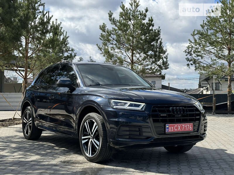 Внедорожник / Кроссовер Audi Q5 2018 в Киеве
