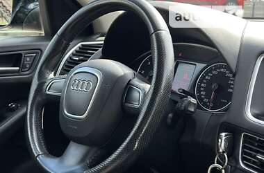 Внедорожник / Кроссовер Audi Q5 2010 в Луцке