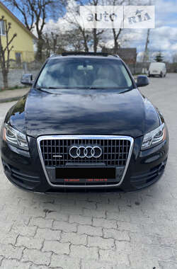 Внедорожник / Кроссовер Audi Q5 2011 в Городке