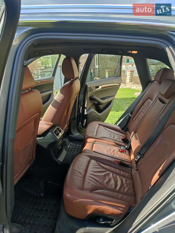 Внедорожник / Кроссовер Audi Q5 2012 в Тернополе
