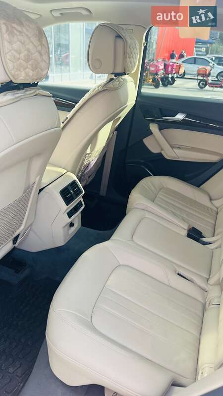 Внедорожник / Кроссовер Audi Q5 2020 в Львове