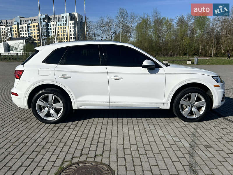 Внедорожник / Кроссовер Audi Q5 2017 в Львове фото 11 Внедорожник / Кроссовер Audi Q5 2017 в Львове