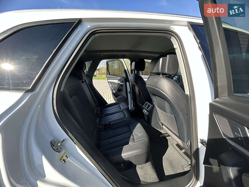 Внедорожник / Кроссовер Audi Q5 2017 в Львове фото 15 Внедорожник / Кроссовер Audi Q5 2017 в Львове