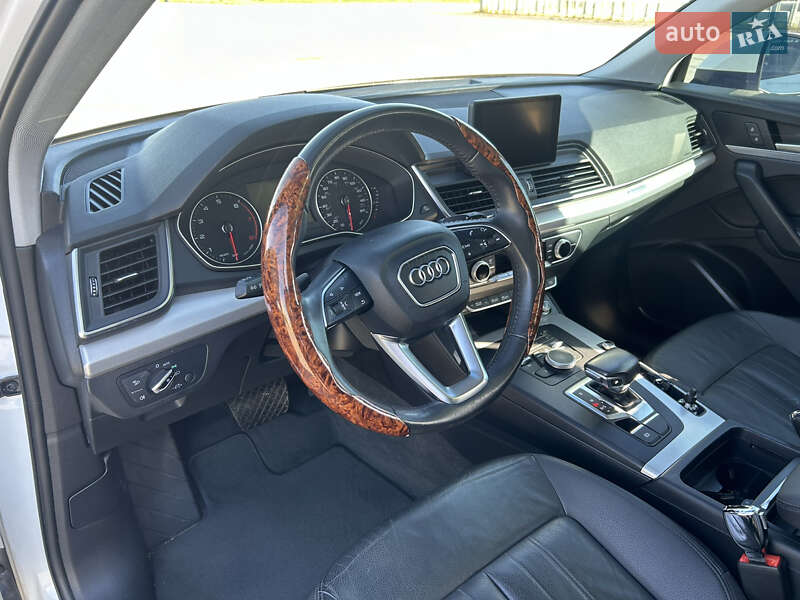 Внедорожник / Кроссовер Audi Q5 2017 в Львове фото 22 Внедорожник / Кроссовер Audi Q5 2017 в Львове