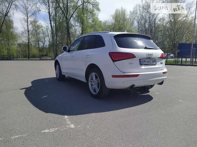 Внедорожник / Кроссовер Audi Q5 2015 в Сумах