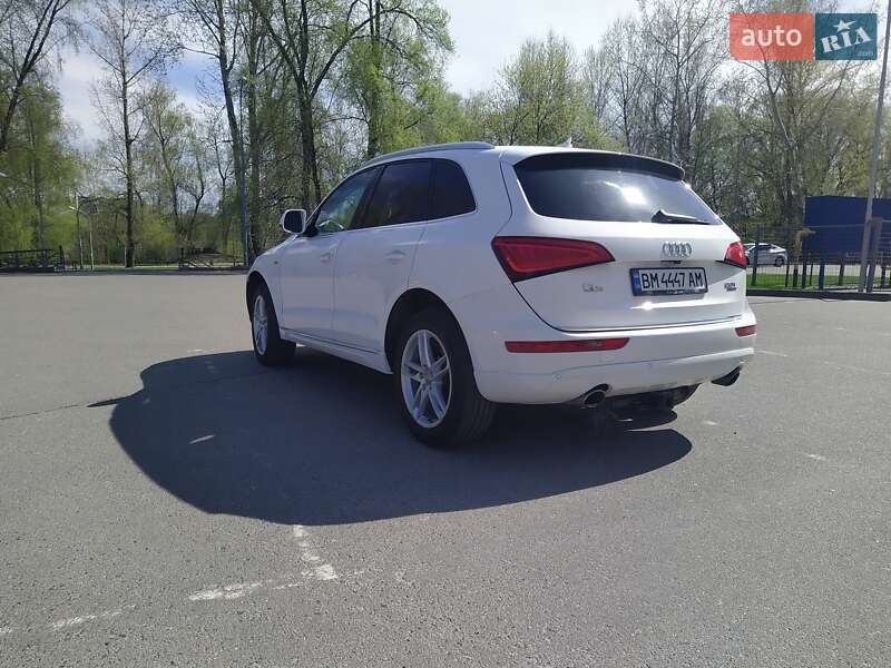 Внедорожник / Кроссовер Audi Q5 2015 в Сумах